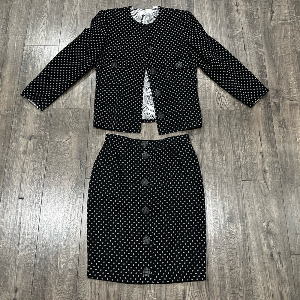 Vintage Valentino Garavani 80’s Black and White Patterned Skirt Suit Set